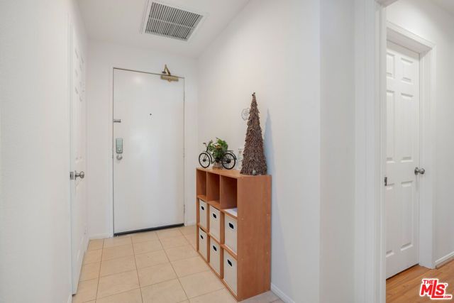 1040 4th Street 106, Santa Monica, CA 90403