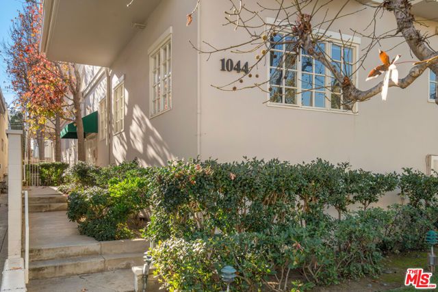 1040 4th Street 106, Santa Monica, CA 90403