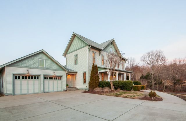 6502 Peytonsville Arno Rd, College Grove, TN 37046