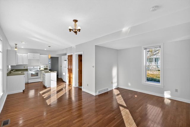 721 S 9th Street, Goshen, IN 46526