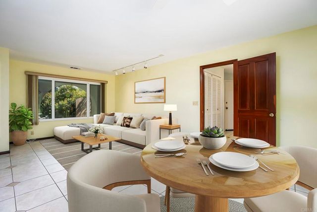 540 IDAHO AVE, Escondido, CA 92025