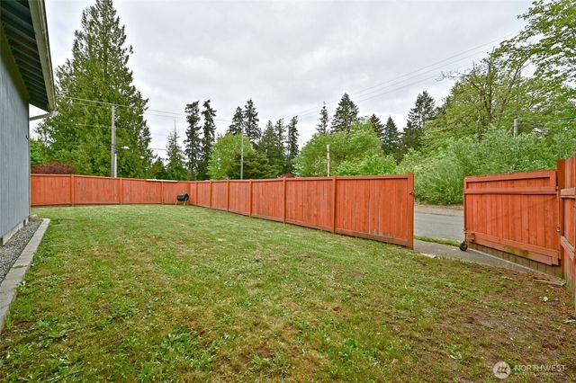 5721 208th St Ct E, Spanaway, WA 98387