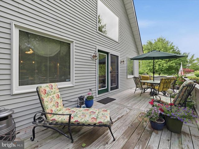 8825 TUSCARORA PIKE, Martinsburg, WV 25403
