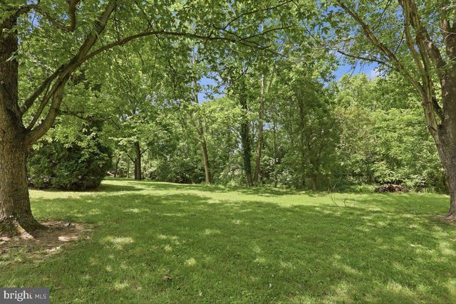 8825 TUSCARORA PIKE, Martinsburg, WV 25403