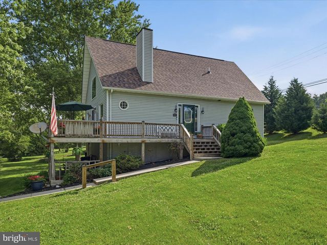 8825 TUSCARORA PIKE, Martinsburg, WV 25403