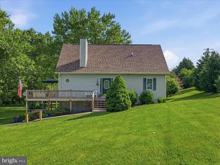 8825 TUSCARORA PIKE, Martinsburg, WV 25403