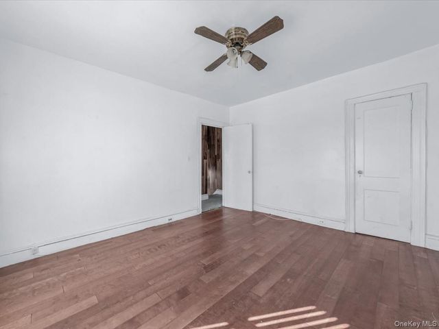 210-11 Hollis Avenue, Queens Village, NY 11429