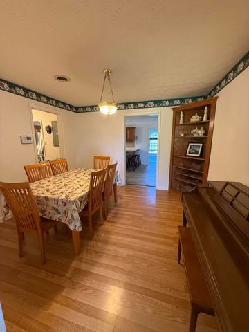 2841 W Laurel Road, London, KY 40741