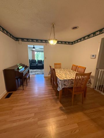 2841 W Laurel Road, London, KY 40741