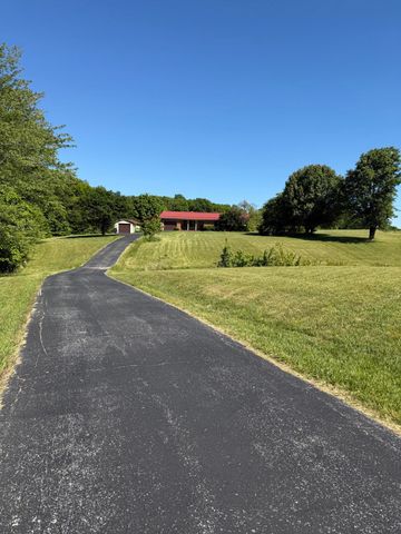 2841 W Laurel Road, London, KY 40741