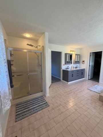 2841 W Laurel Road, London, KY 40741
