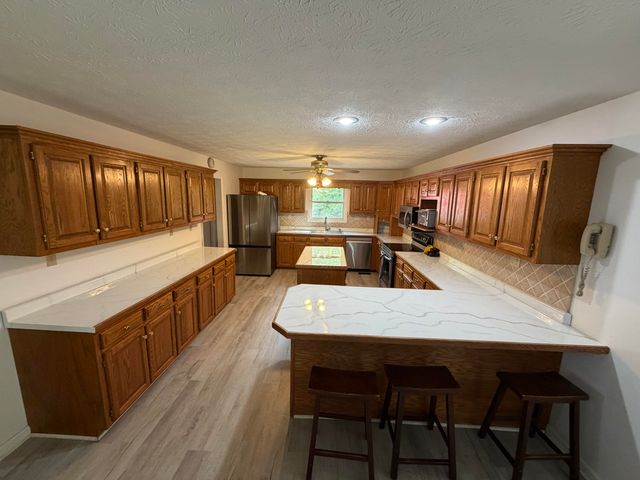 2841 W Laurel Road, London, KY 40741
