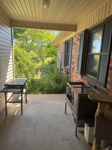 2841 W Laurel Road, London, KY 40741