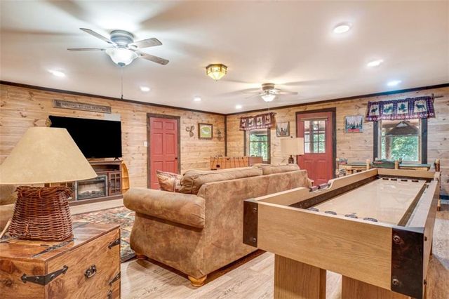 2183 Chimney Mountain Road, Sautee Nacoochee, GA 30571