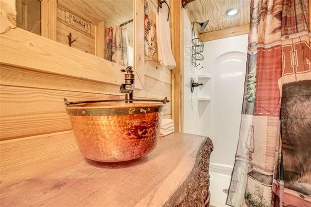 2183 Chimney Mountain Road, Sautee Nacoochee, GA 30571