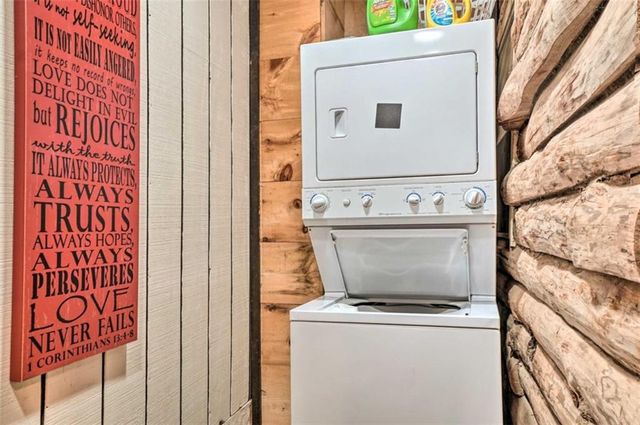 2183 Chimney Mountain Road, Sautee Nacoochee, GA 30571