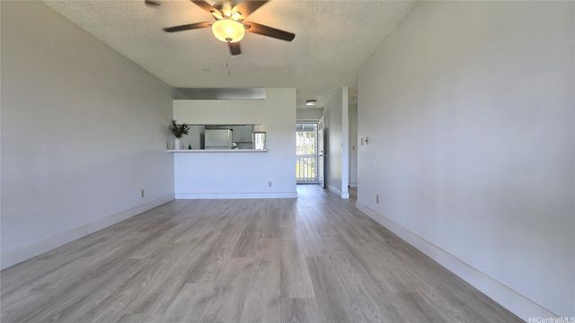 94-970 Lumiauau Street 202, Waipahu, HI 96797