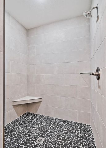 2 Rothbury Lane, Bella Vista, AR 72714