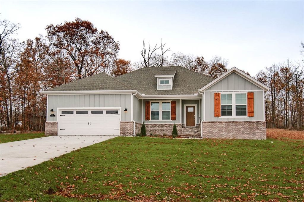 2 Rothbury Lane, Bella Vista, AR 72714