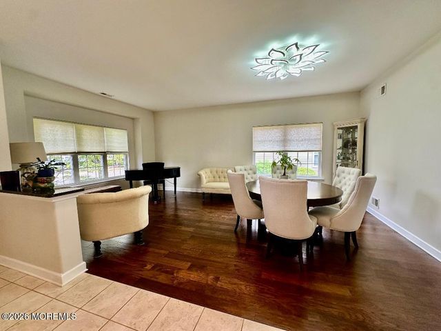 12 Lorenzo Road, Manchester, NJ 08759