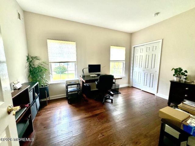 12 Lorenzo Road, Manchester, NJ 08759