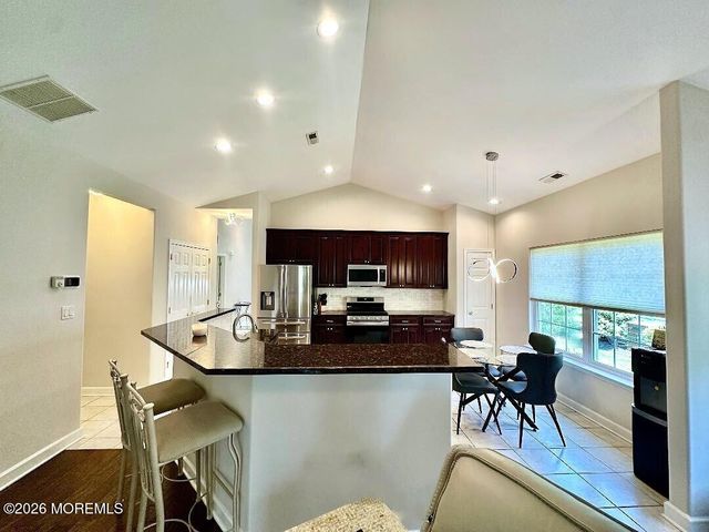 12 Lorenzo Road, Manchester, NJ 08759