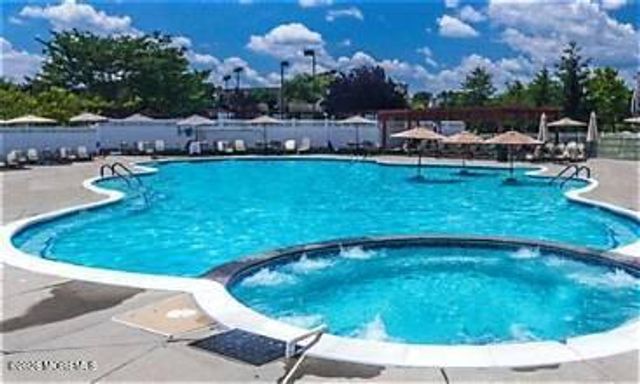 12 Lorenzo Road, Manchester, NJ 08759
