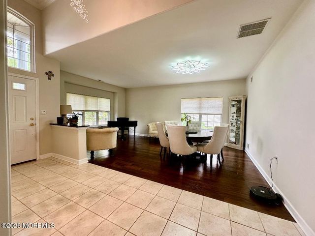 12 Lorenzo Road, Manchester, NJ 08759