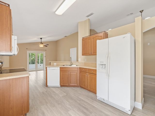 595 Willow Court, Sebastian, FL 32958