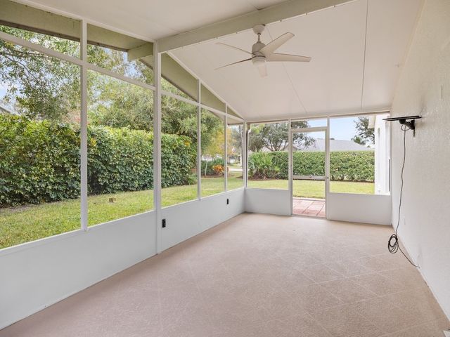 595 Willow Court, Sebastian, FL 32958