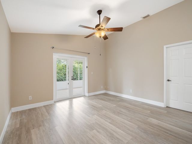 595 Willow Court, Sebastian, FL 32958