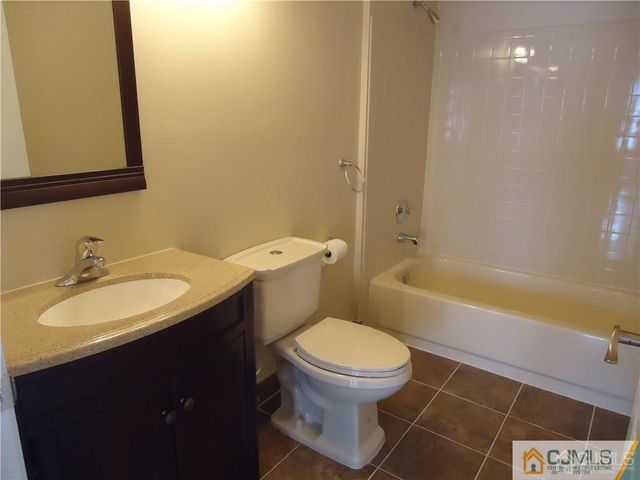 306 Wimbeldon Court, North Brunswick, NJ 08902