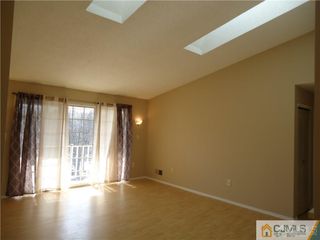 306 Wimbeldon Court, North Brunswick, NJ 08902