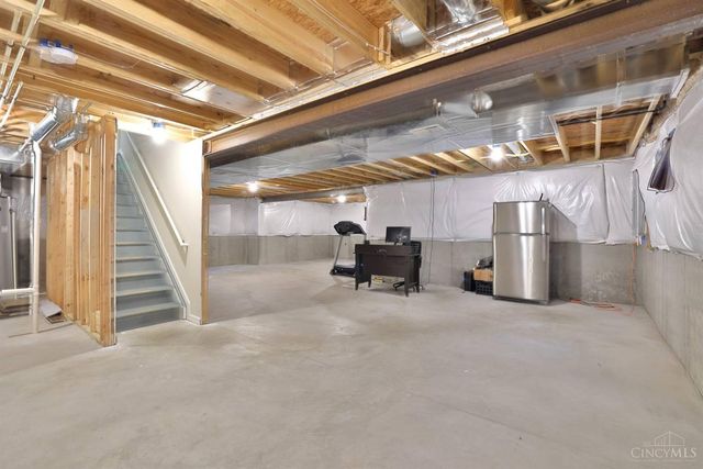 324 Palomino Court, Fairfield, OH 45014