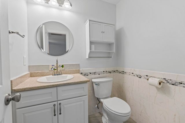 136 Molinia Dr., Murrells Inlet, SC 29576