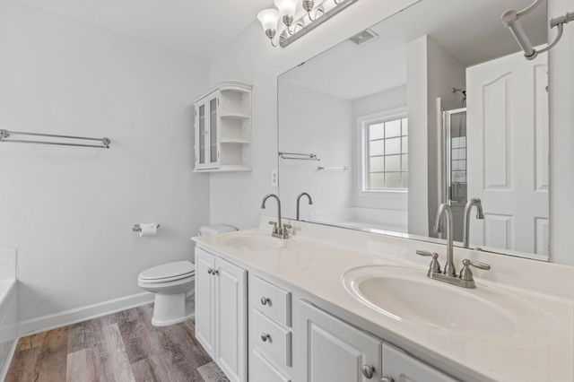 136 Molinia Dr., Murrells Inlet, SC 29576