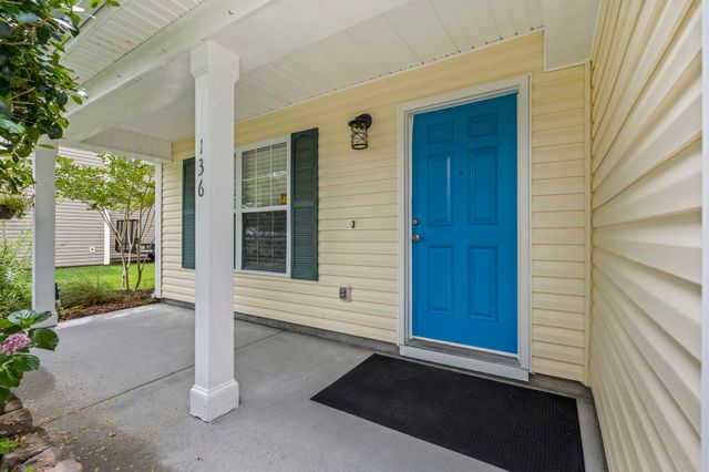 136 Molinia Dr., Murrells Inlet, SC 29576