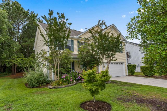 136 Molinia Dr., Murrells Inlet, SC 29576
