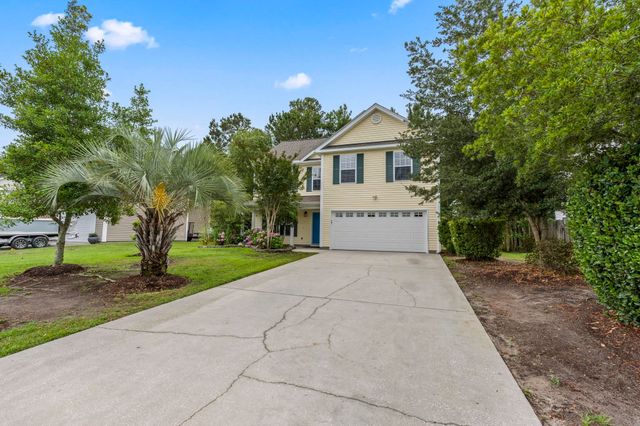 136 Molinia Dr., Murrells Inlet, SC 29576
