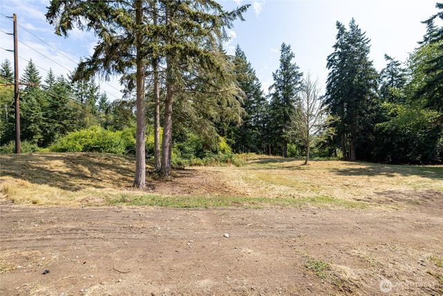 1110 Bush Point Road, Freeland, WA 98249