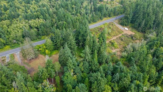 1110 Bush Point Road, Freeland, WA 98249