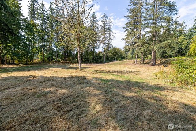 1110 Bush Point Road, Freeland, WA 98249