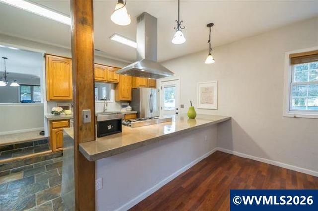 483 SE Hazel St, Mill City, OR 97360