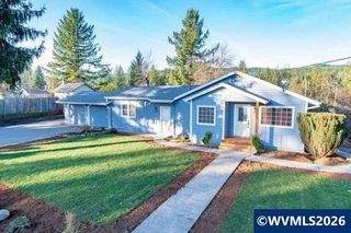 483 SE Hazel St, Mill City, OR 97360