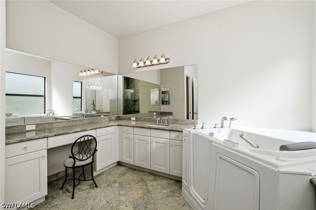 3098 Hudson TER, Naples, FL 34119