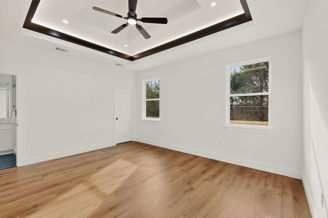 6039 Plum Dale Road, Dallas, TX 75241