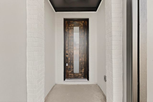 6039 Plum Dale Road, Dallas, TX 75241