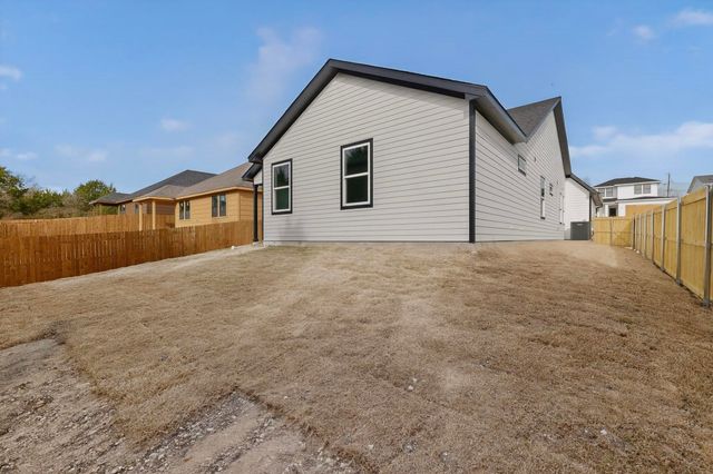 6039 Plum Dale Road, Dallas, TX 75241