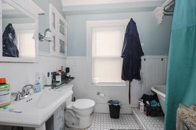 414 Walnut Street, Manchester, NH 03104