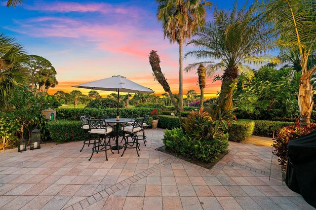 8010 Fairway Lane, West Palm Beach, FL 33412